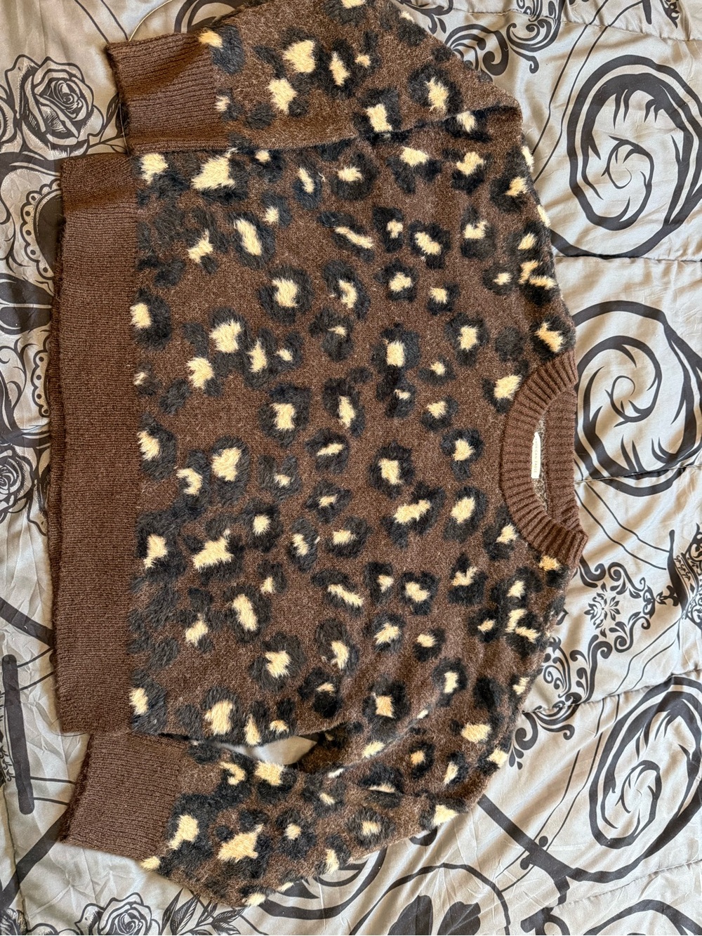 American Eagle Outfitters Brown Leopard Crewneck Sweater